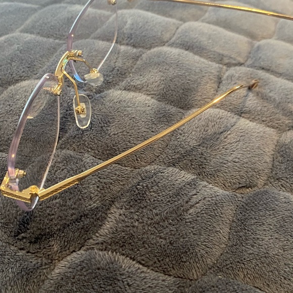 Only Vintage sunglasses 2 pair different styles - Picture 7 of 14